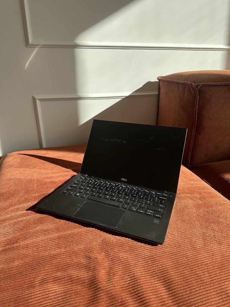 Dell Laptop Intel I5 8GB Ram, Computers en Software, Windows Laptops, Gebruikt, 13 inch, SSD, 2 tot 3 Ghz, 8 GB, Qwerty, Met videokaart