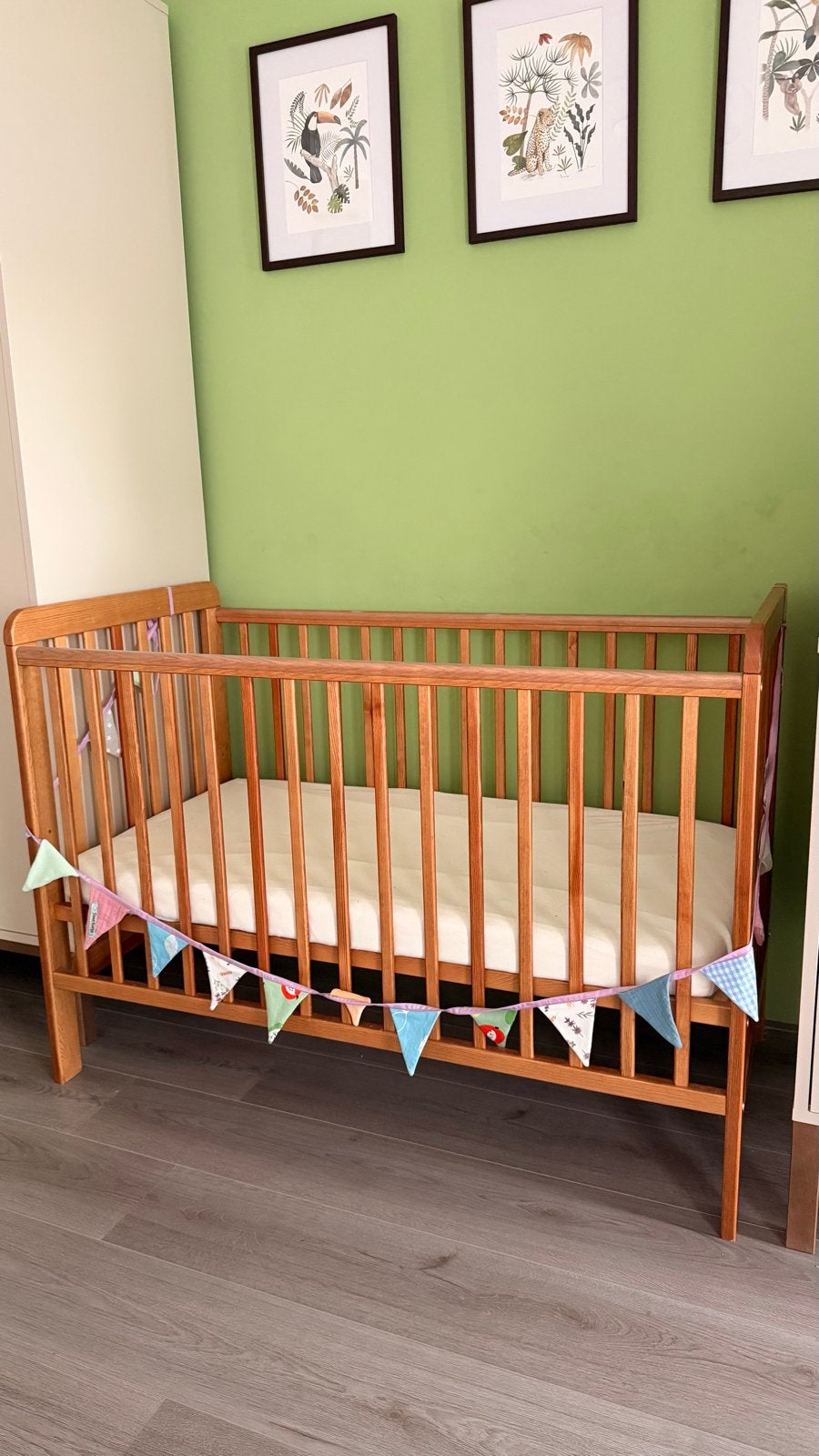 Woodies klassiek ledikant 60x120 - Zo goed als nieuw, Kinderen en Baby's, Ophalen, Zo goed als nieuw, Ledikant