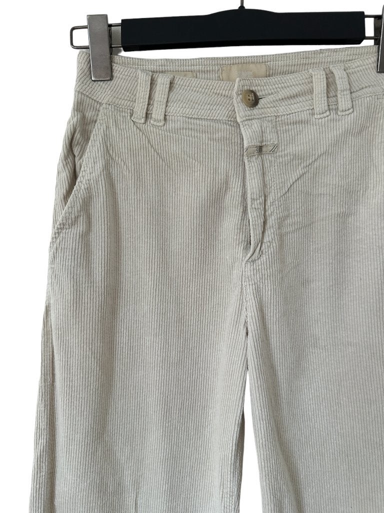 Closed broek 26, Wit, Ophalen of Verzenden, Zo goed als nieuw, Maat 34 (XS) of kleiner