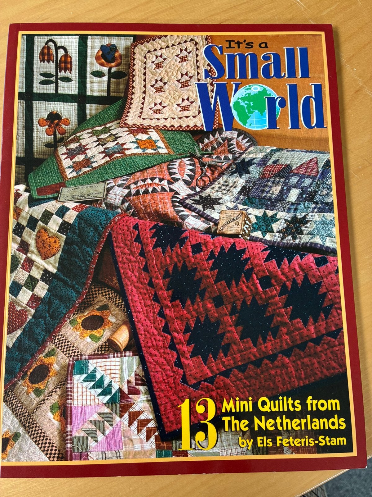 It’s a small world - mini quilts from the Netherlands, Ophalen of Verzenden, Gelezen, Borduren en Naaien