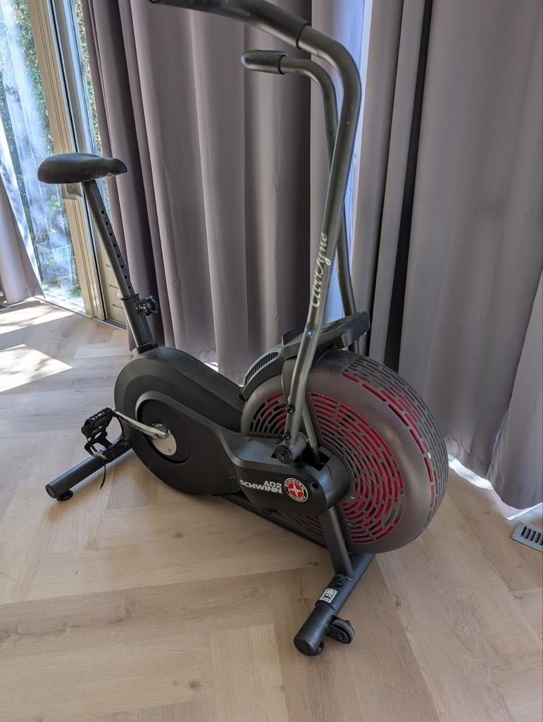Assault bike - Schwinn Airdyne 2 - full body workout, Sport en Fitness, Fitnessapparatuur, Ophalen, Benen, Airbike