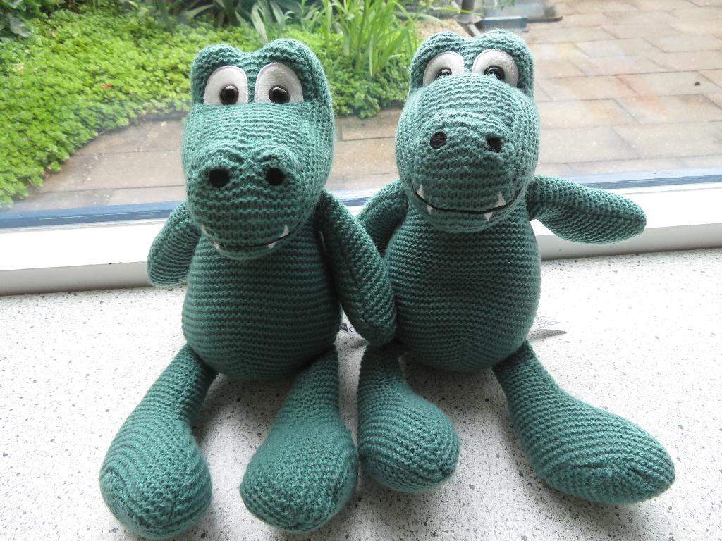 2 x Krokodil van Hema groen gebreid met kunststof ogen, Kinderen en Baby's, Speelgoed | Knuffels en Pluche, Hema, Groen, Overige typen