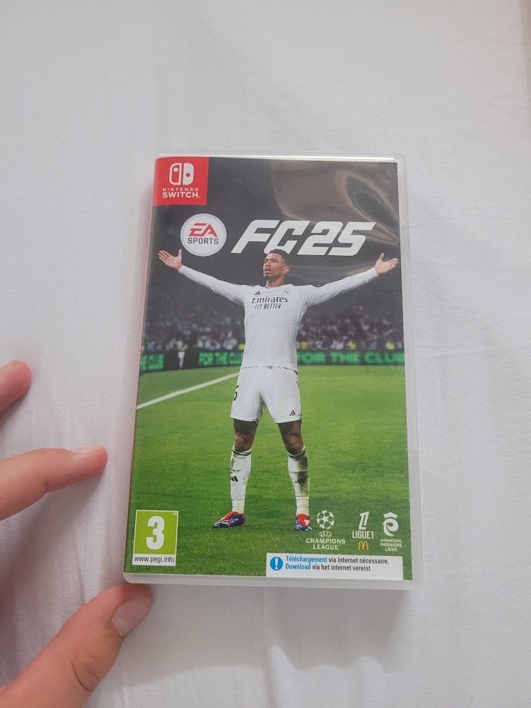 FC 25, Ophalen of Verzenden, Zo goed als nieuw, Sport, 3 spelers of meer