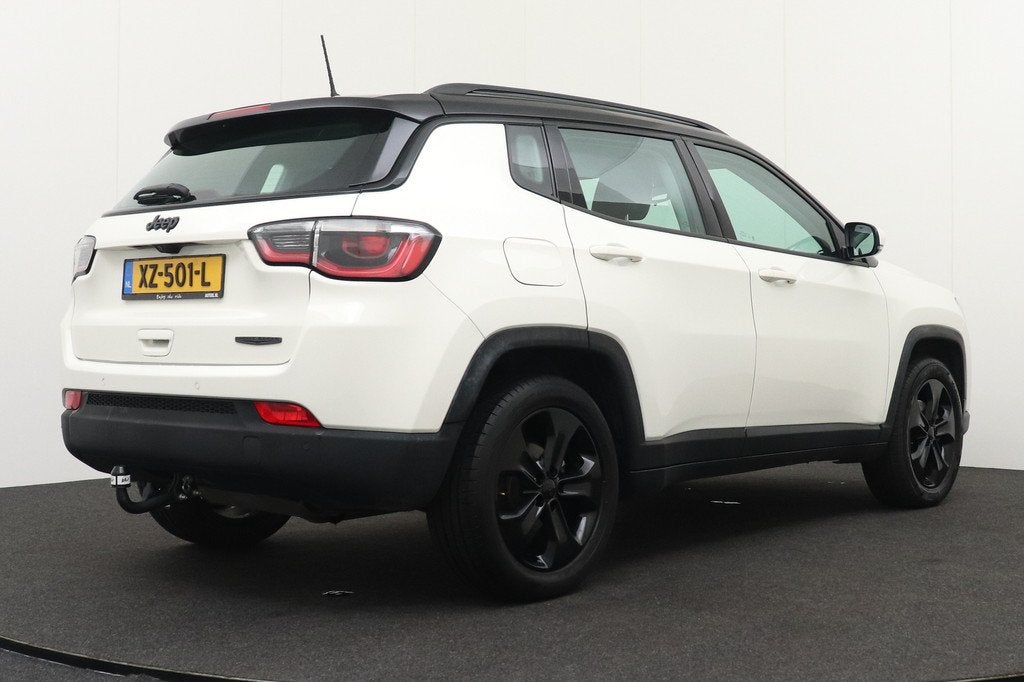 Jeep Compass 1.4 141 PK MultiAir Night Eagle Half-Leder Trek, Auto's, Jeep, Voorwielaandrijving, 450 kg, Gebruikt, 4 cilinders