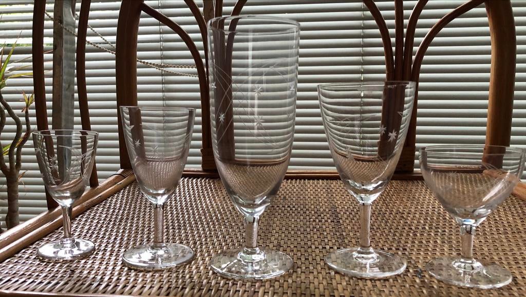 30 delig wijn,cognac, champagne, likeur glazen met print, Ophalen