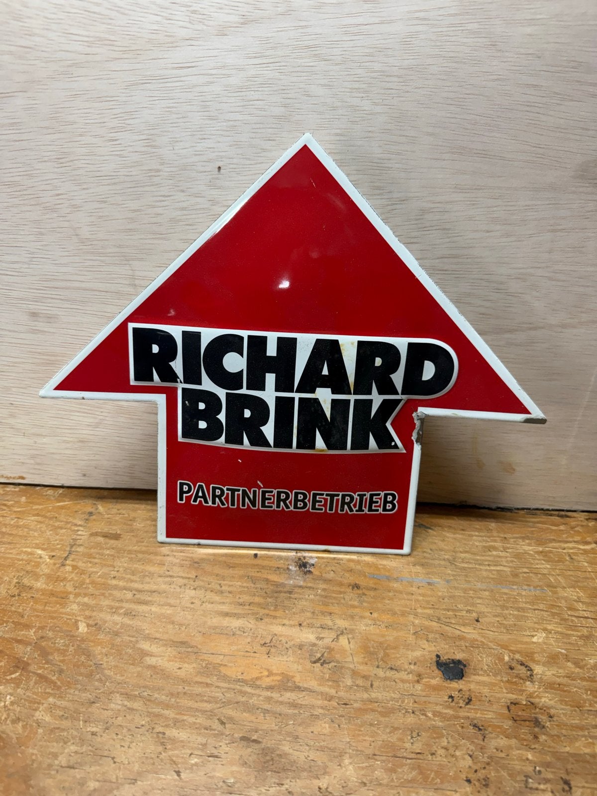 Emaille bord Richard Brink Partnerbetrieb met ophangbeugel, Ophalen of Verzenden
