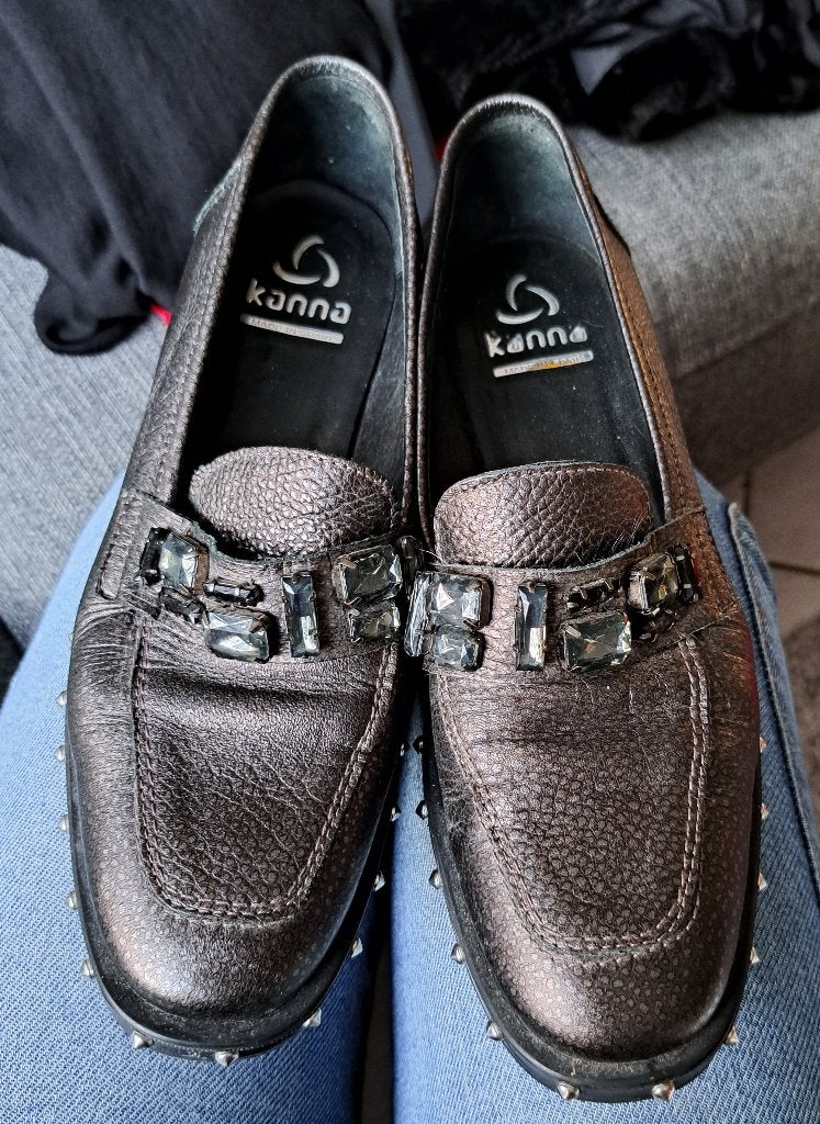 Kanna donker zilver kleurige mocassins zool + studs 39 43885