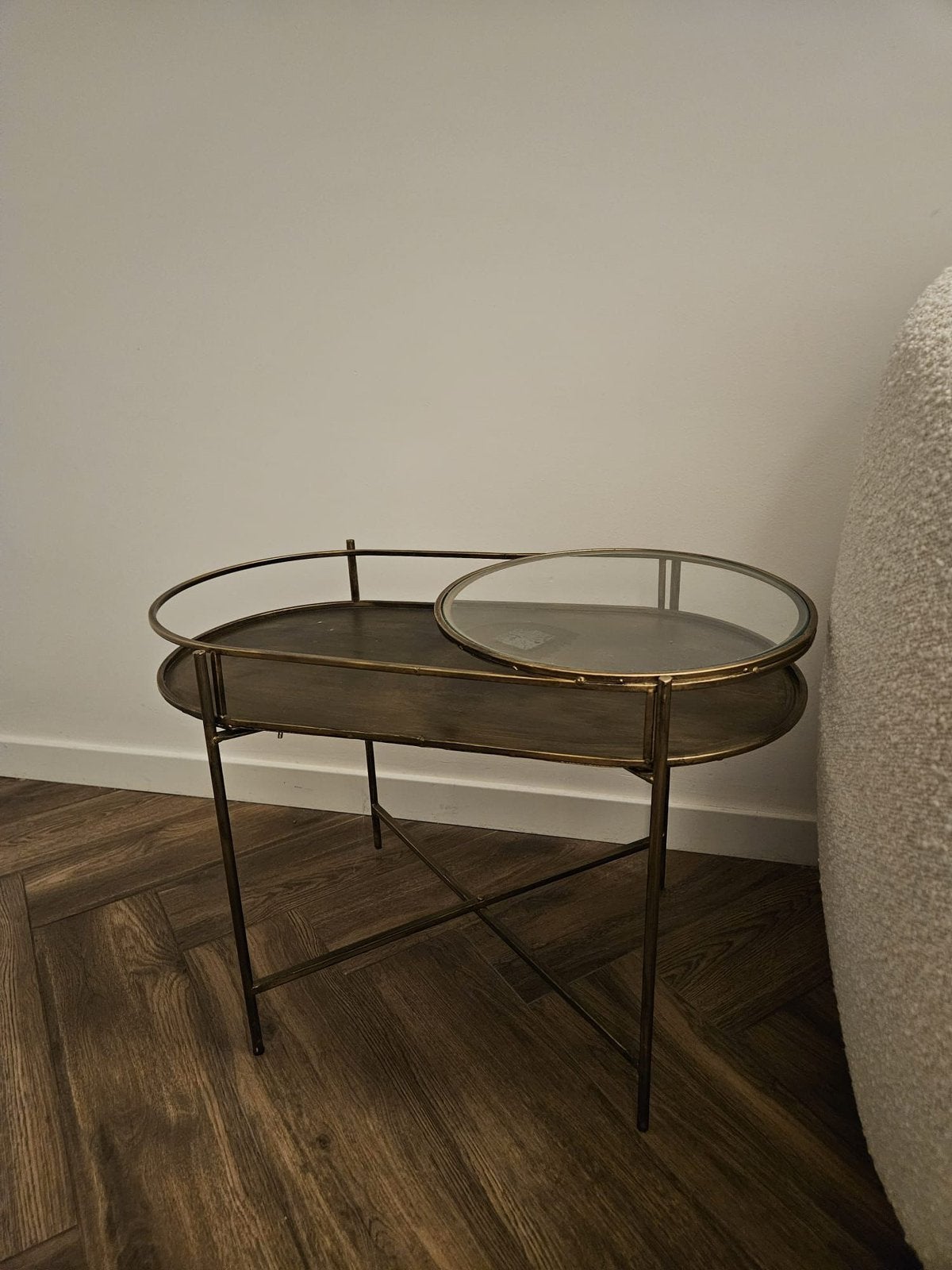 Bijzettafel Antique Brass, Minder dan 55 cm, Rond, Zo goed als nieuw, Ophalen