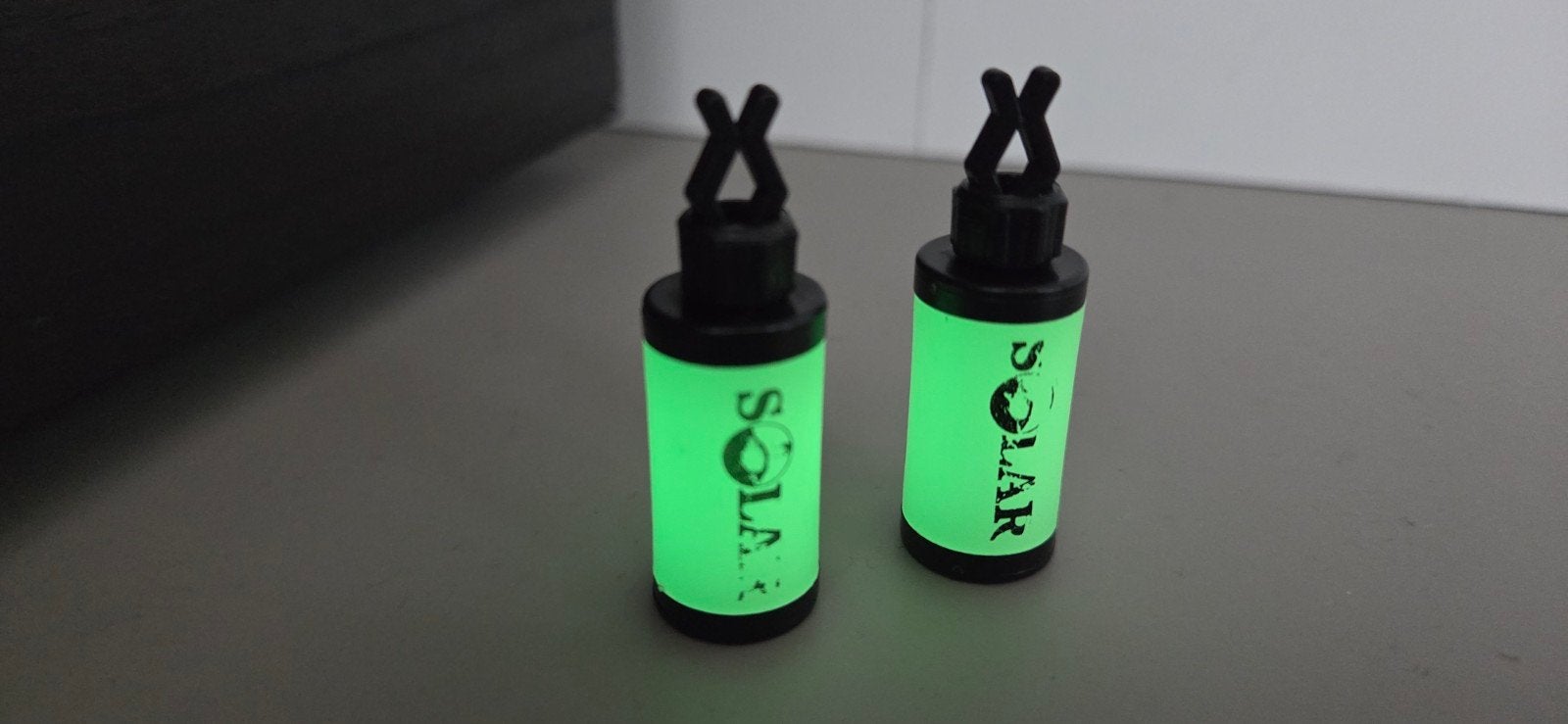 Solar tackle fluoro night glow oldskool!, Watersport en Boten, Hengelsport | Karpervissen, Ophalen of Verzenden, Zo goed als nieuw