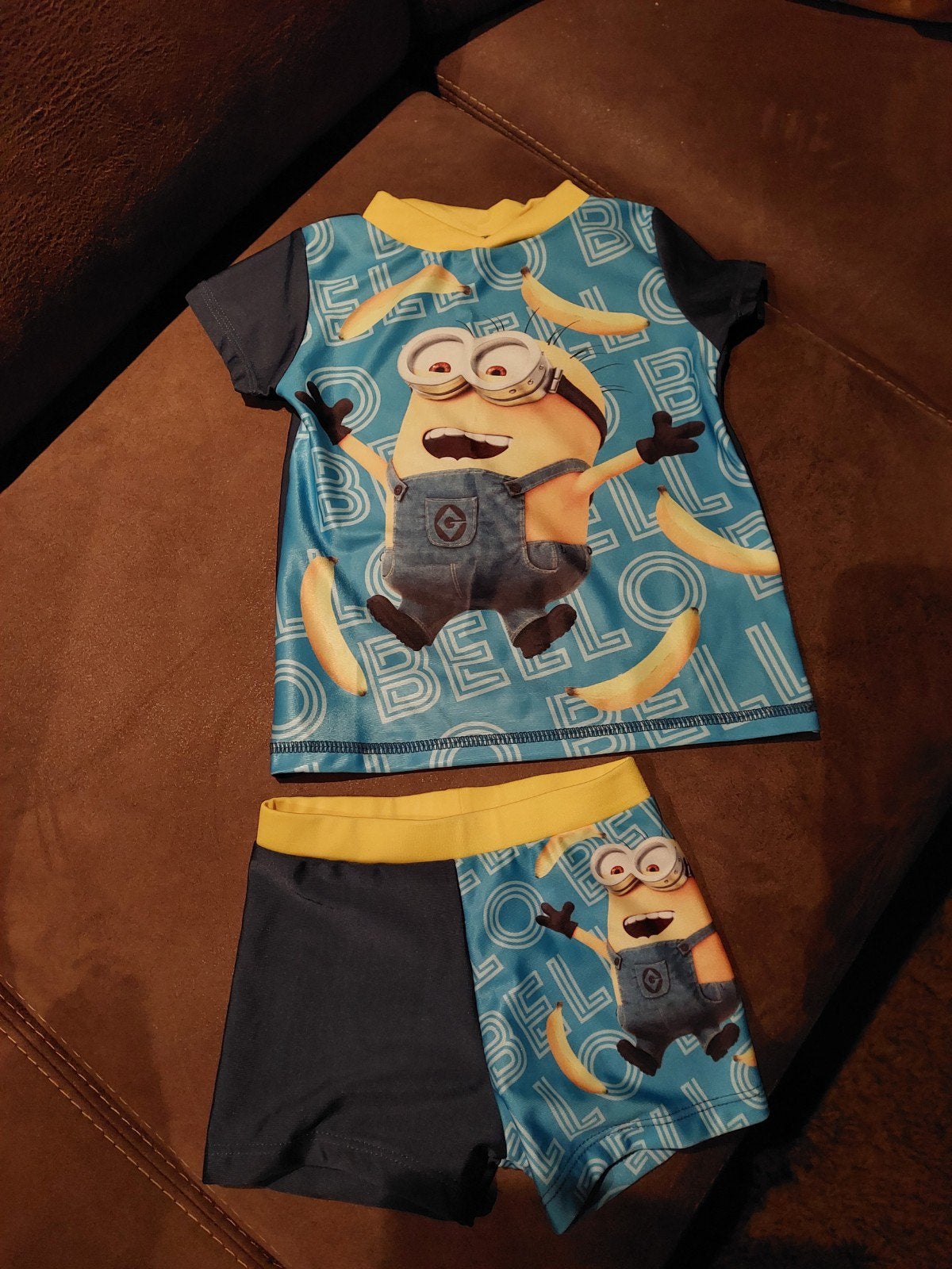 Nieuw Leuke set broek en shirt v Minions mt .92/98, Kinderen en Baby's, Ophalen of Verzenden, Nieuw, Maat 92, Overig