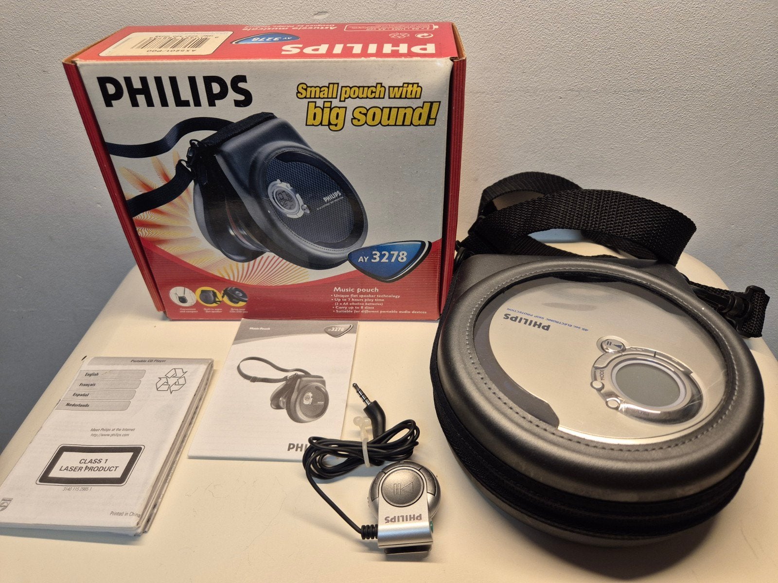 Philips ay 3278 walk discman nieuw in ovp met ingeb. luidspr, Audio, Tv en Foto, Walkmans, Discmans en Minidiscspelers, Ophalen of Verzenden