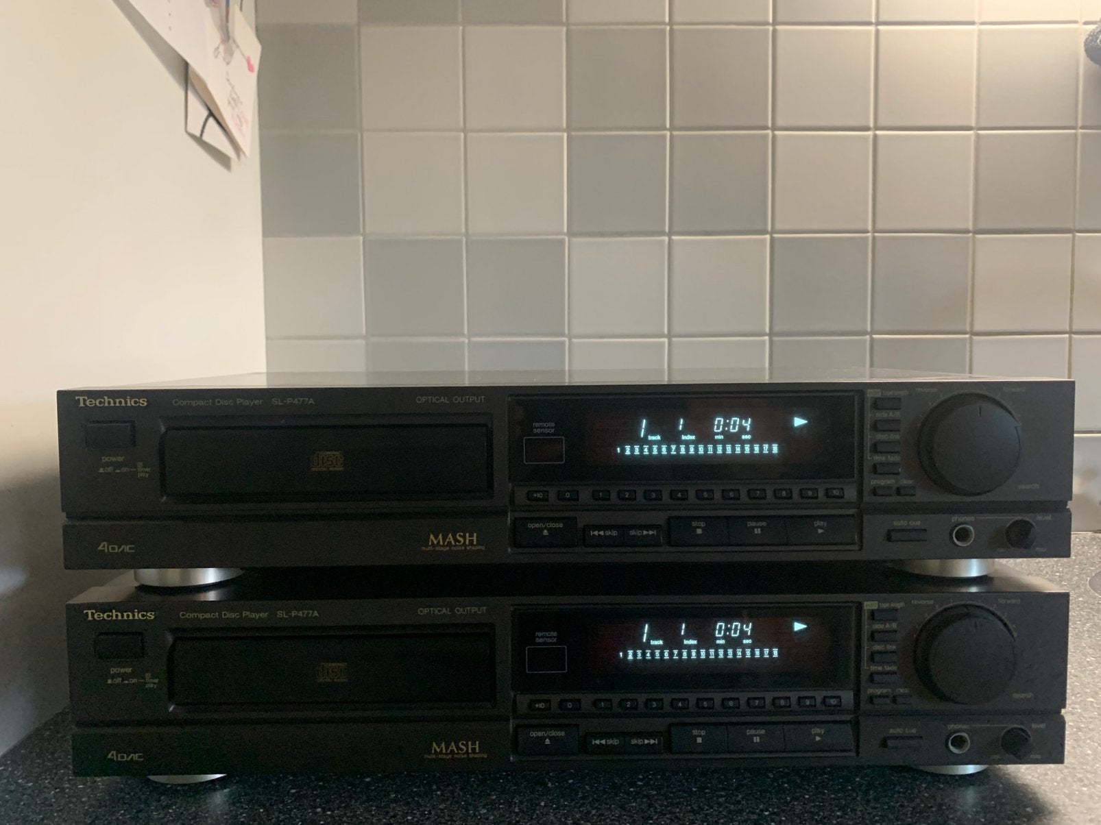 2x Technics SL-P477A COMPACT DISC PLAYER, Ophalen of Verzenden, Gebruikt, Technics