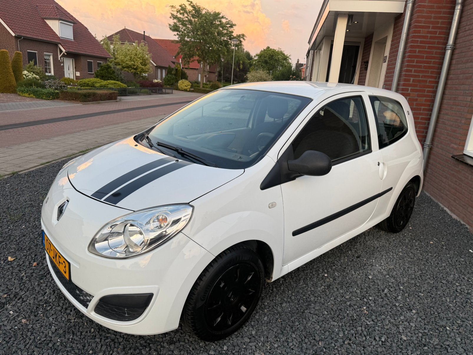 Renault Twingo 2009, NL auto AIRCO nieuwe distributie, Voorwielaandrijving, Twingo, 31 €/maand, 4 cilinders