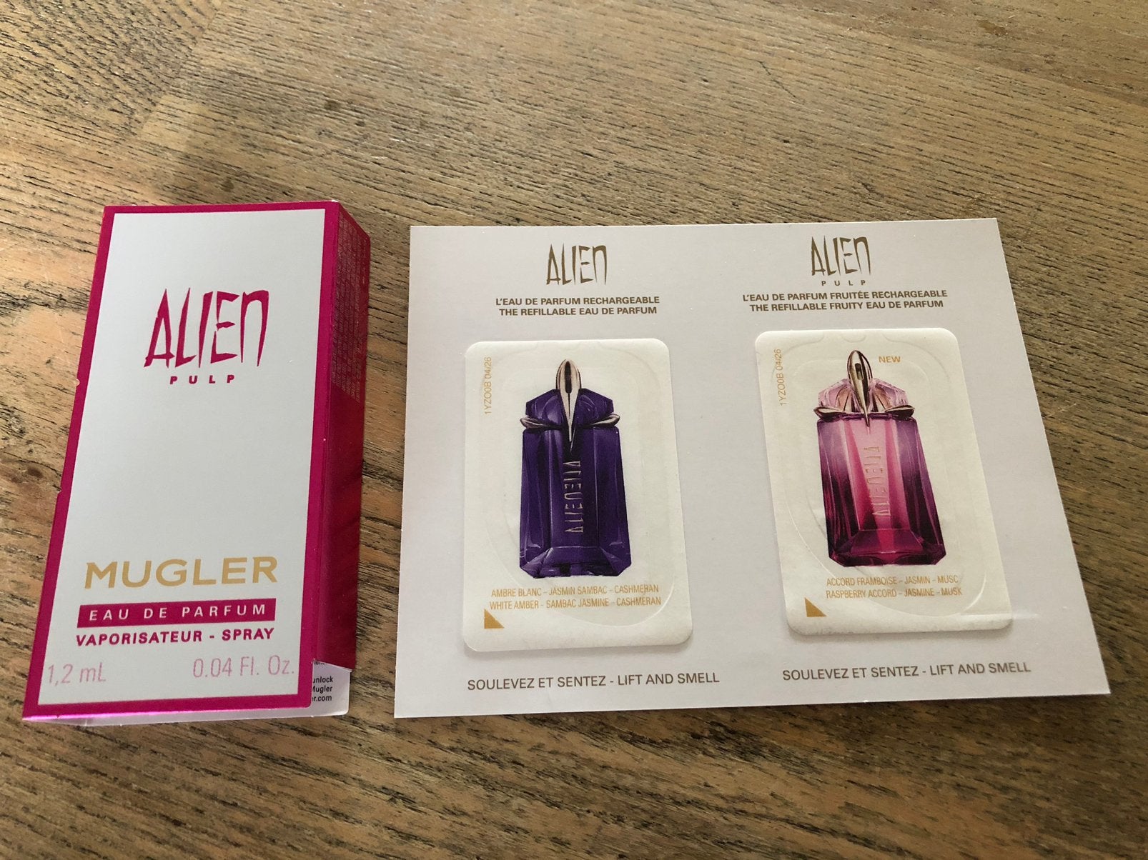 Mugler “ Alien Pulp “, parfumsample&samplecard Dames., Sieraden, Tassen en Uiterlijk, Uiterlijk | Parfum, Nieuw, Ophalen of Verzenden