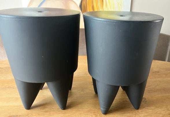 Philippe Starck Bubu stool 2 stuks, Ophalen of Verzenden, Gebruikt, Kunststof
