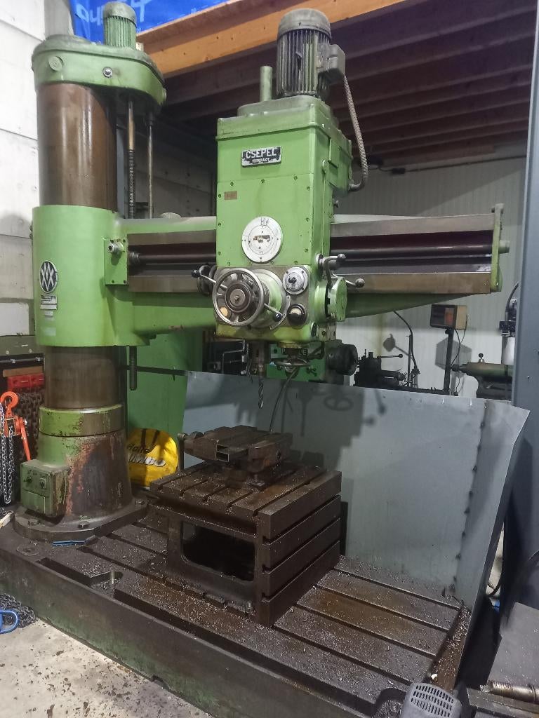 Radiaalboor machine, Ophalen