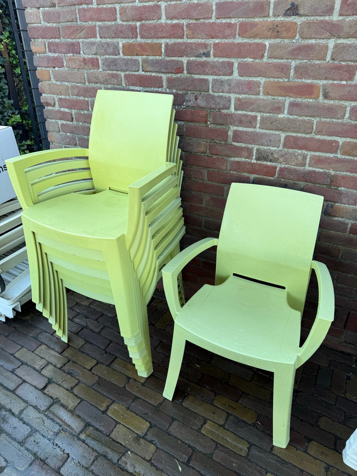 8 Jardin tuinstoelen stapelbaar, Ophalen, Gebruikt, Kunststof, Stapelbaar