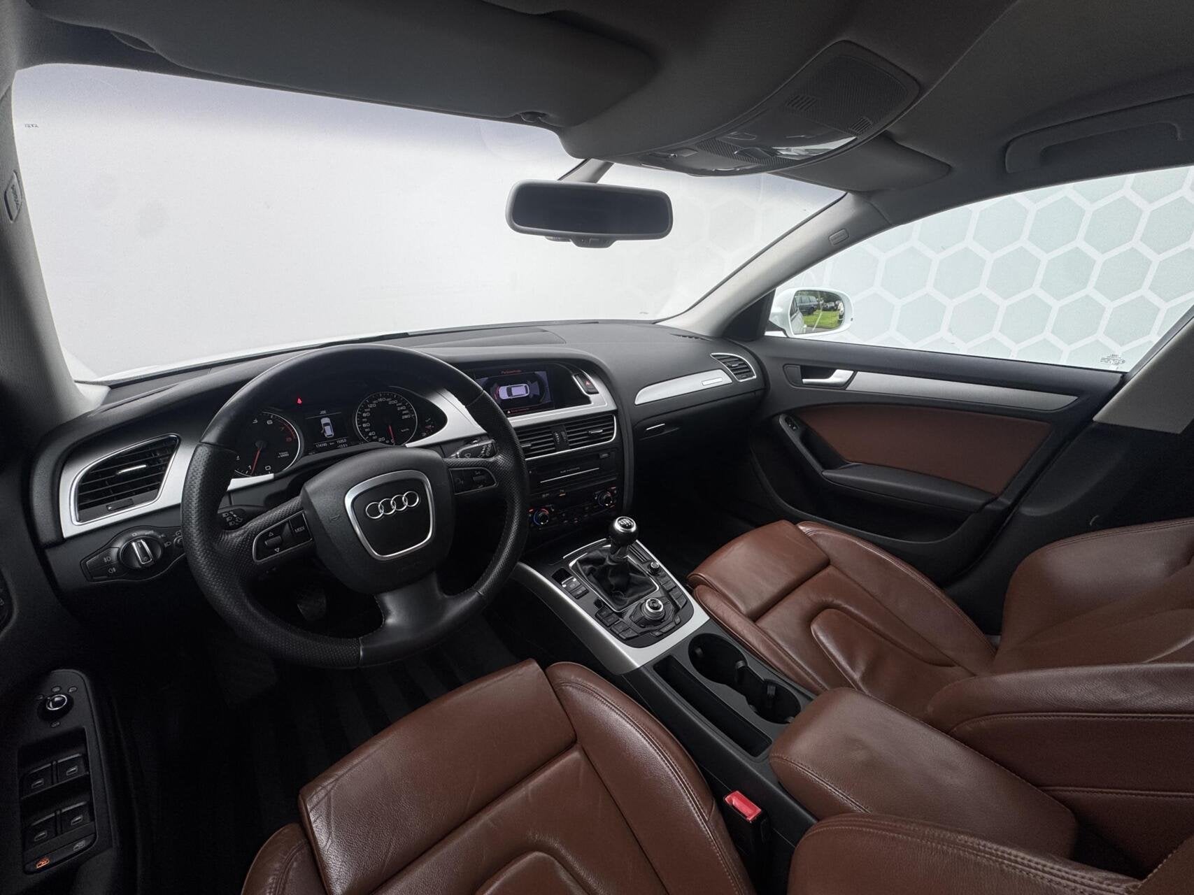 Audi A4 Avant 1.8 TFSI Quattro Pro Line S Leer Xenon, Auto's, Audi, 13 km/l, 1525 kg, Gebruikt, 4 cilinders