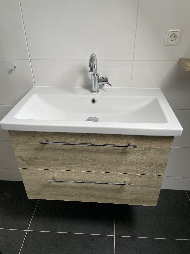Wasmeubel met wastafel en kraan, Ophalen, Gebruikt, Wastafel