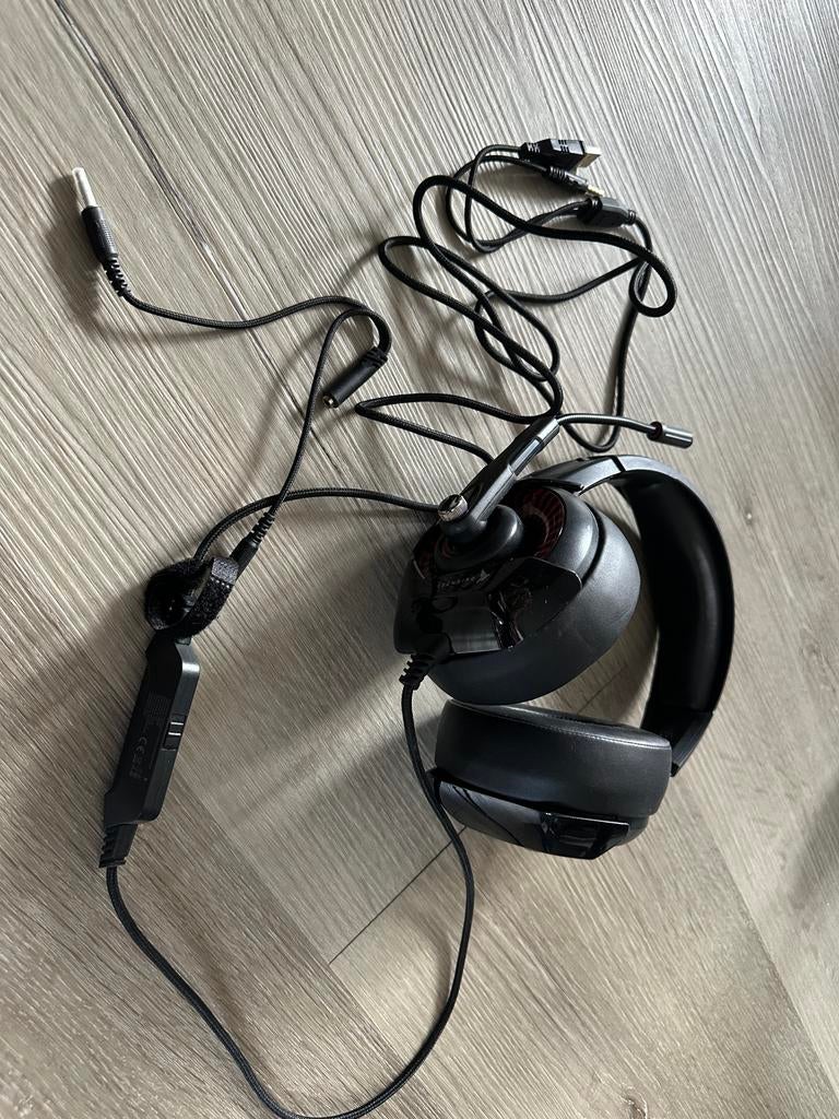 Gaming headset, Ophalen of Verzenden, Zo goed als nieuw