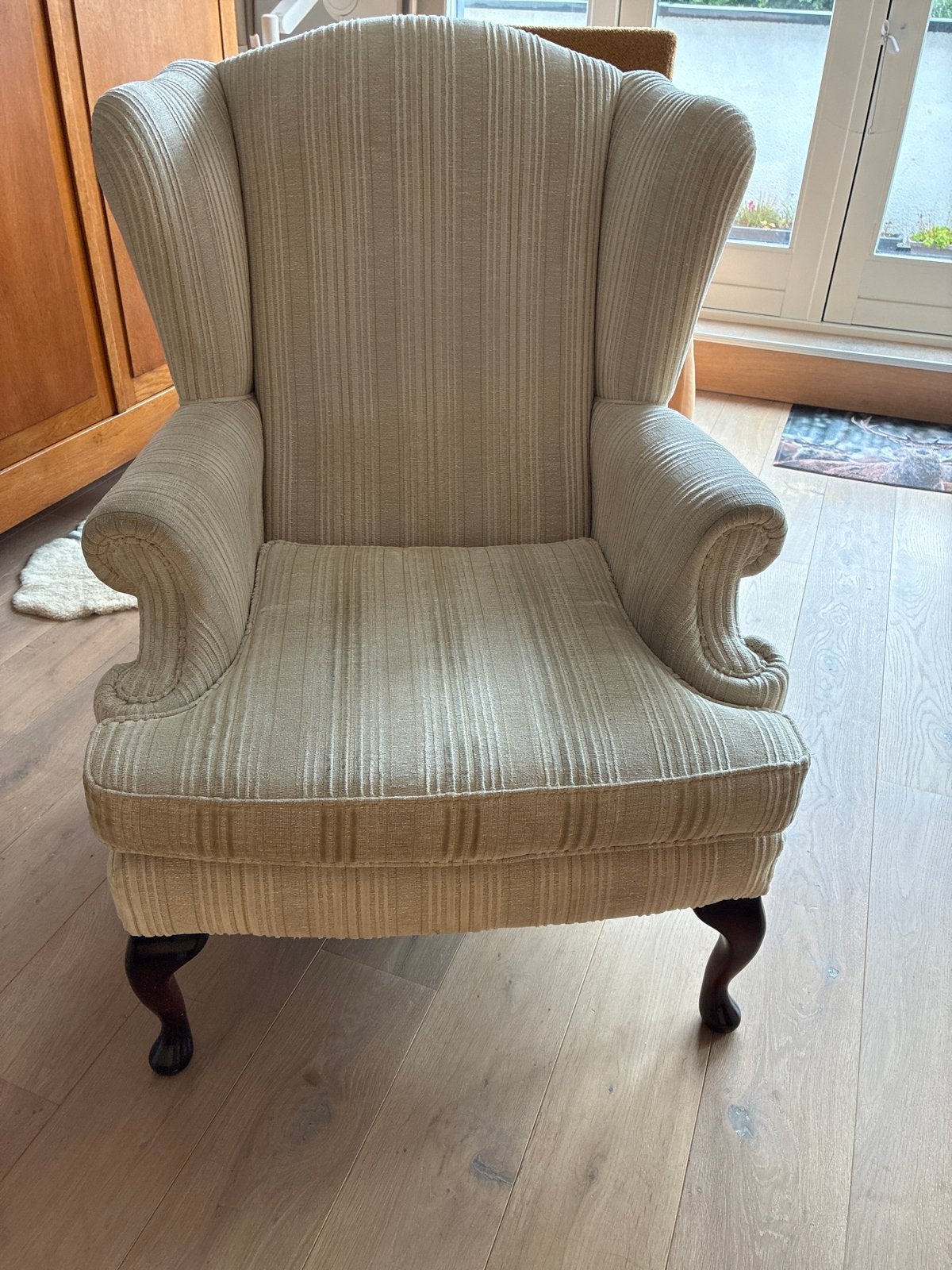 Comfortabele Oorfauteuil met gestreepte bekleding, Huis en Inrichting, Fauteuils, Gebruikt, Stof, 75 tot 100 cm, Ophalen