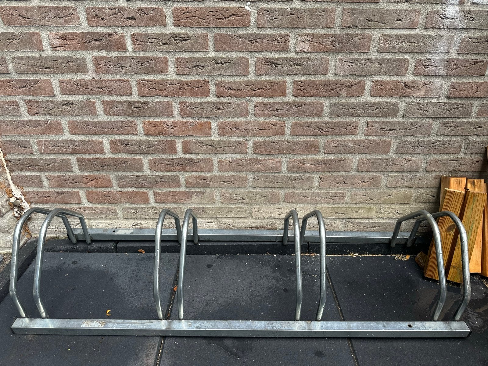 Fietsenrek voor 4fietsen-Gegalvaniseerd staal in goede staat, Ophalen, Gebruikt