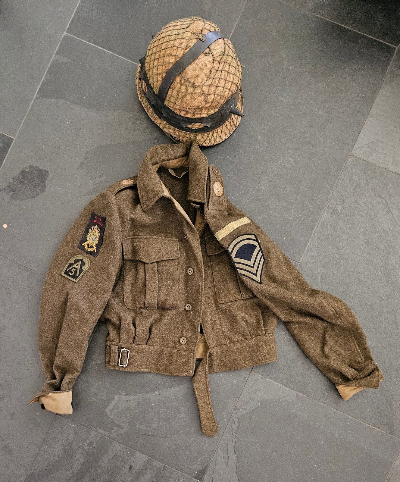 Vintage Militair Uniform en Helm - WOII Stijl, Ophalen of Verzenden, Landmacht, Overige gebieden, Kleding of Schoenen