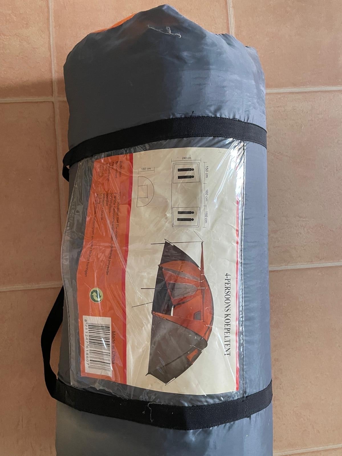 Waadhoeke 4-persoons koepeltent met 2 slaapcabines, Ophalen, Gebruikt, Tot en met 4