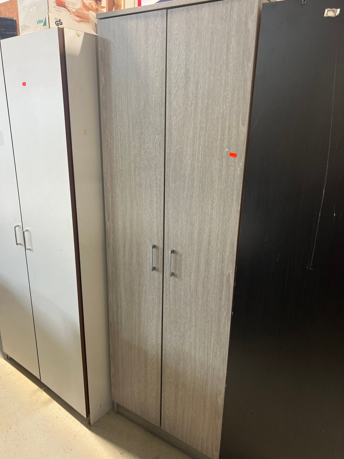 Grijze kast met deuren en planken, Ophalen, Overige materialen, Gebruikt, 50 tot 100 cm