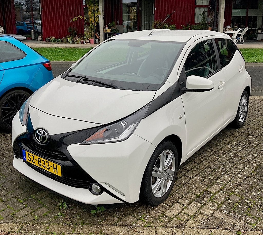 Toyota Aygo 2018 Automaat | 5D | 28.885km | Airco & Camera