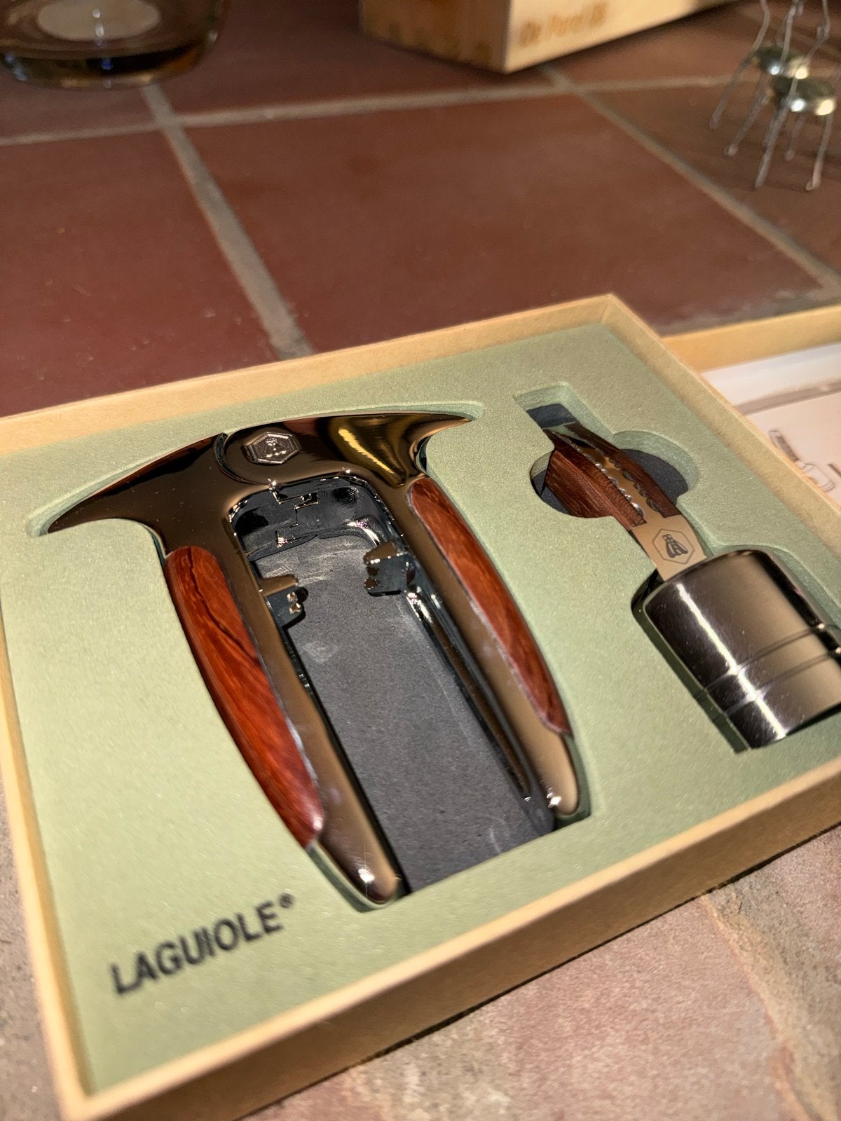 Partij Opkoop Laguiole Luxe Wijnaccessoires 40 Sets, Huis en Inrichting, Woonaccessoires | Overige, Hout, Nieuw, Ophalen of Verzenden
