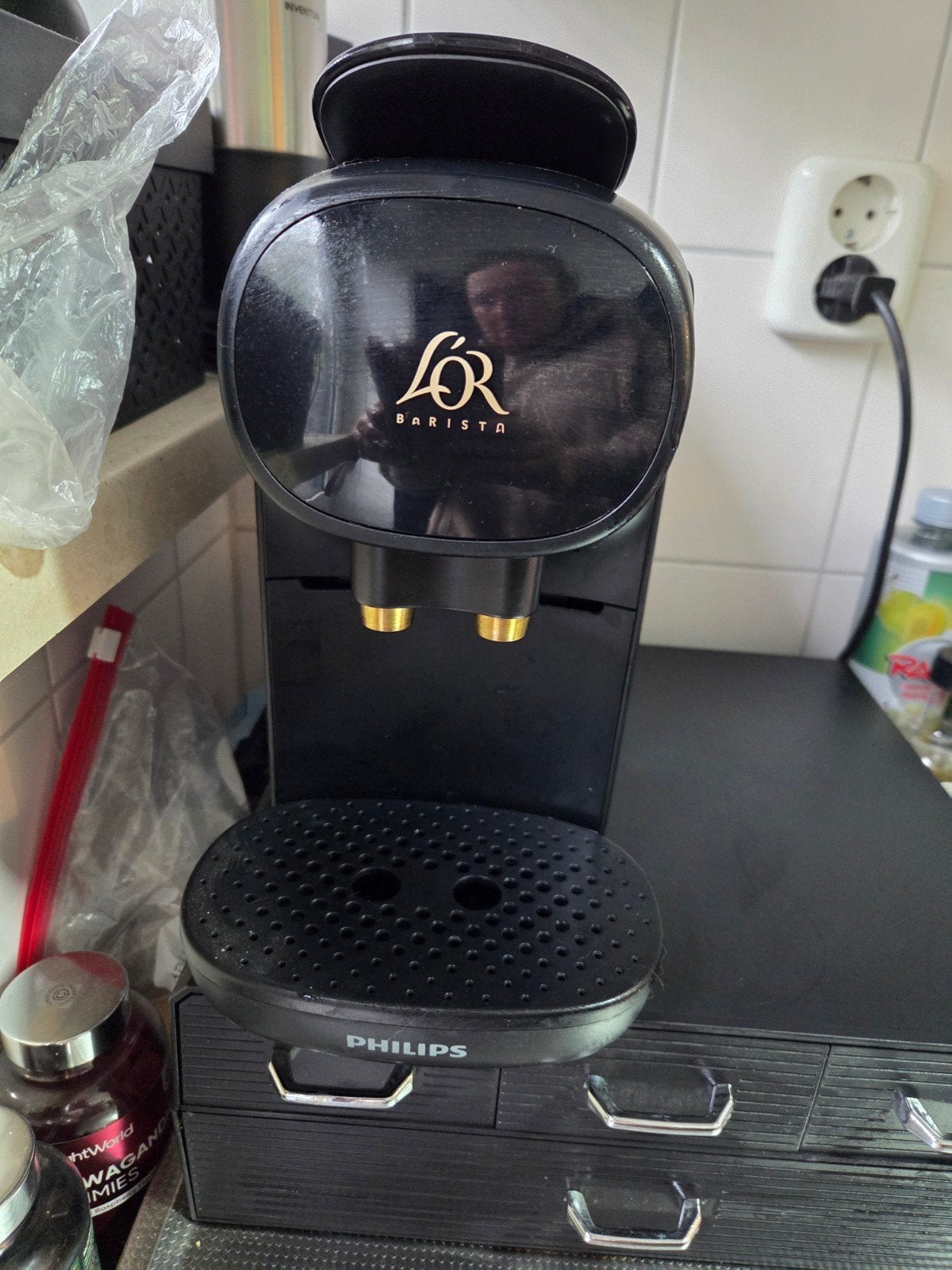 Philips L'OR Barista Sublime Koffiezetapparaat LM9012/20, Witgoed en Apparatuur, Ophalen, Gebruikt, Koffiemachine, 2 tot 4 kopjes