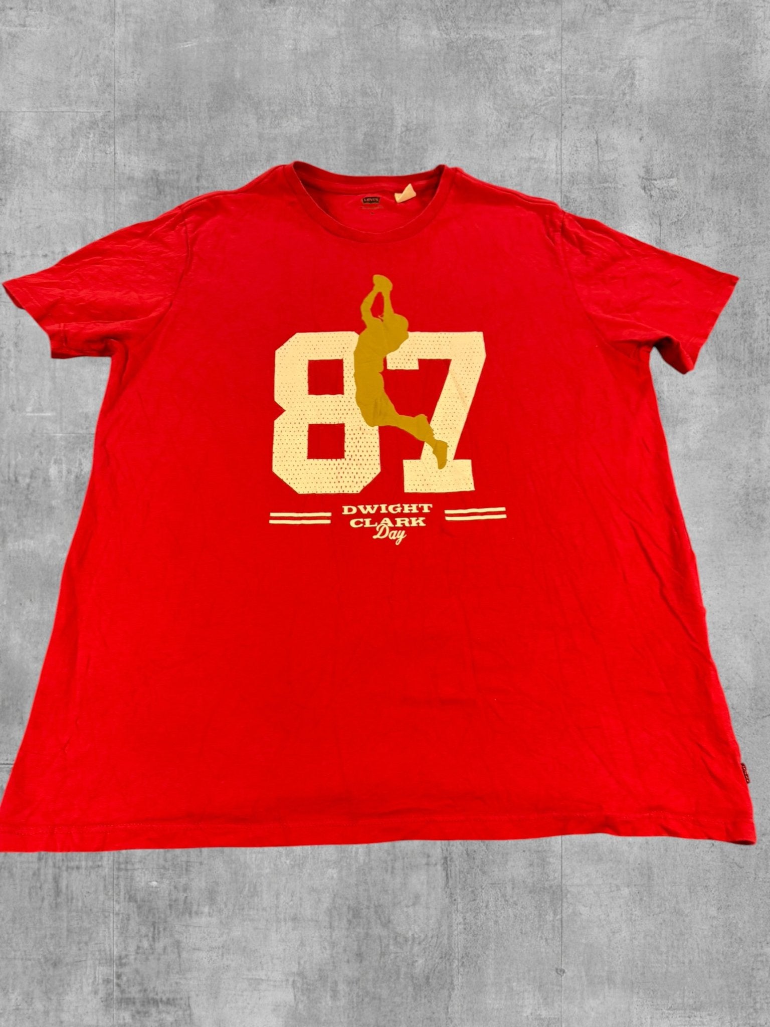 Levi's San Francisco 49ers t-shirt rood print heren maat XL, Airport Plaza - Rio Building, Leonardo Da Vincilaan 19, 1831 Diegem, België
