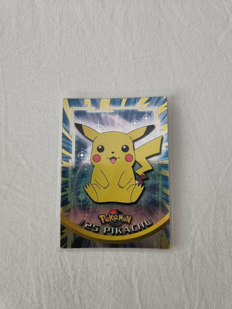 Topps Pokemon kaart 25 Pikachu glanzend, Hobby en Vrije tijd, Verzamelkaartspellen | Pokémon, Ophalen of Verzenden, Gebruikt, Losse kaart
