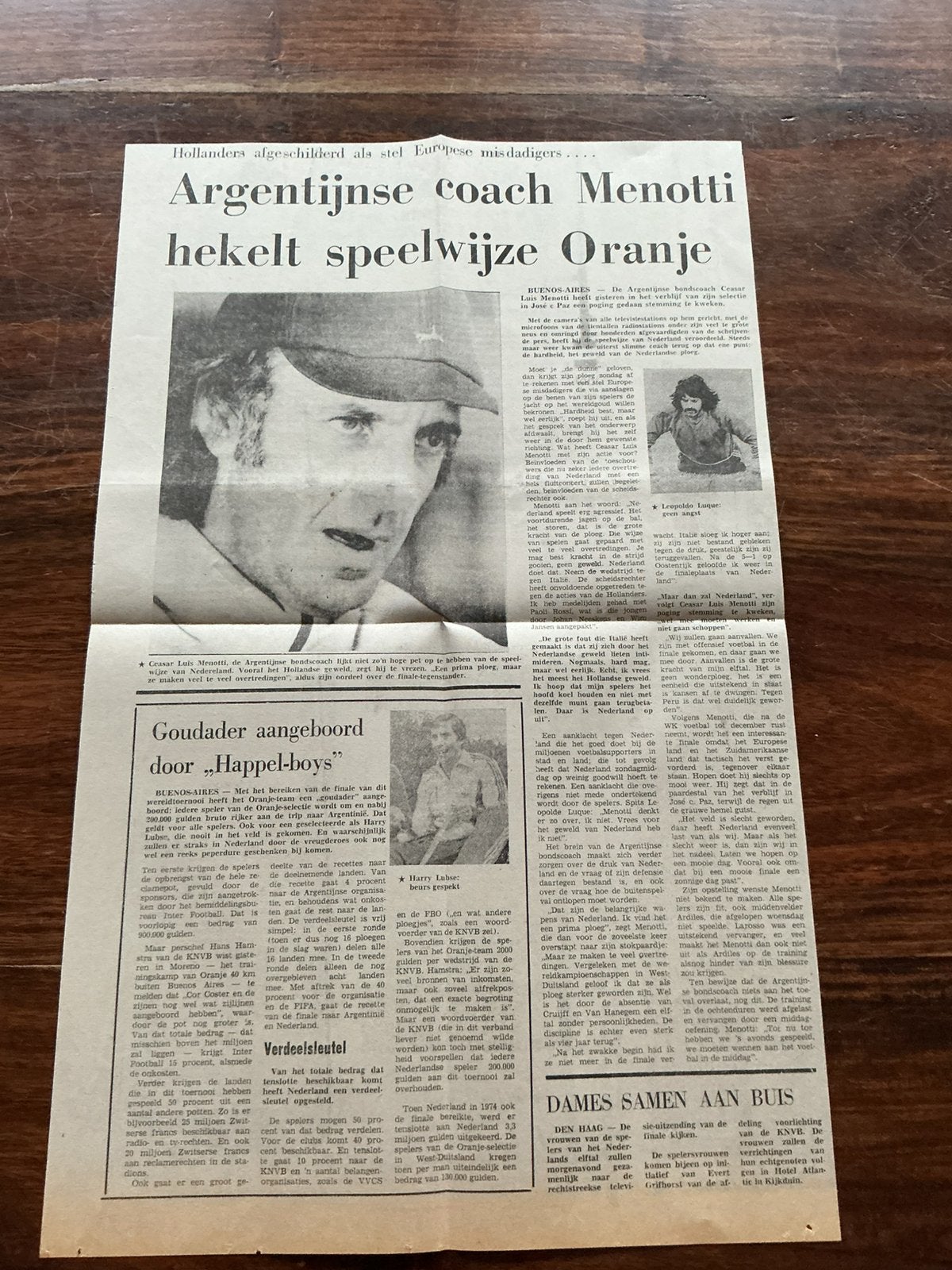 Voetbal krantenartikel WK 1978 Finale Argentinië Nederland, Ophalen of Verzenden, Knipsel(s)