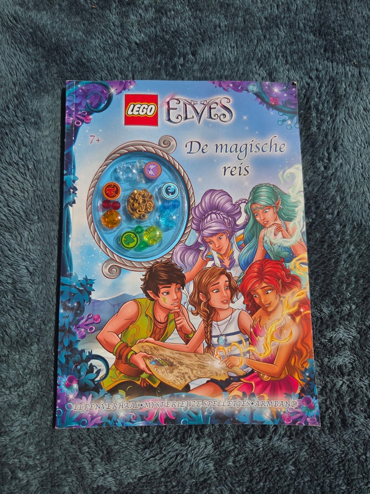 LEGO Elves: De magische reis - Boek met LEGO steentjes, Ophalen of Verzenden, Gelezen, Fictie algemeen