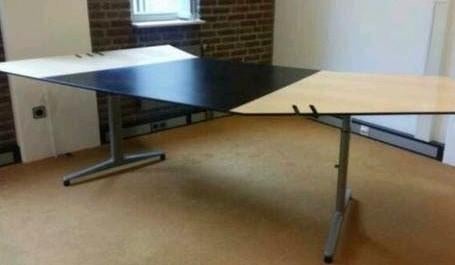 Groot directie bureau, Ophalen, In hoogte verstelbaar, Zo goed als nieuw