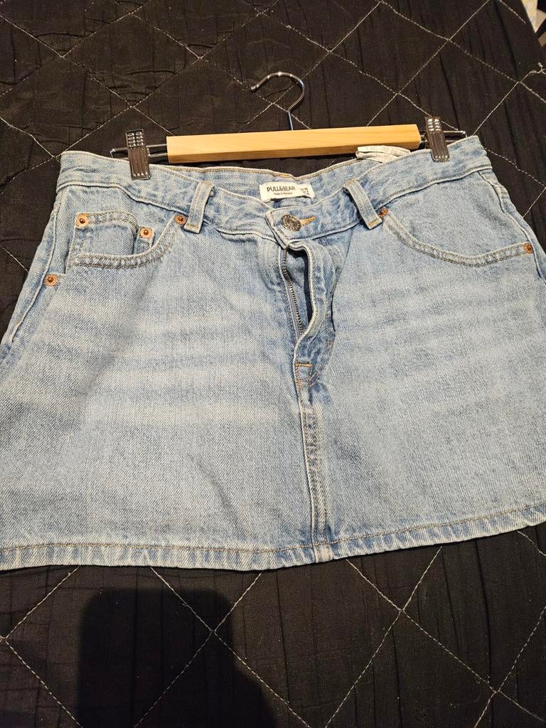 MOET SNEL WEG Minirokje spijkerstof maat 38 Pull&Bear, Maat 38/40 (M), Ophalen of Verzenden, Gedragen, Boven de knie