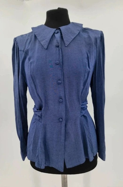 Vintage Anne Marel blouse blauw getailleerd met puntkraag ma, Maat 38/40 (M), Vintage Dressing, Blauw, Ophalen of Verzenden