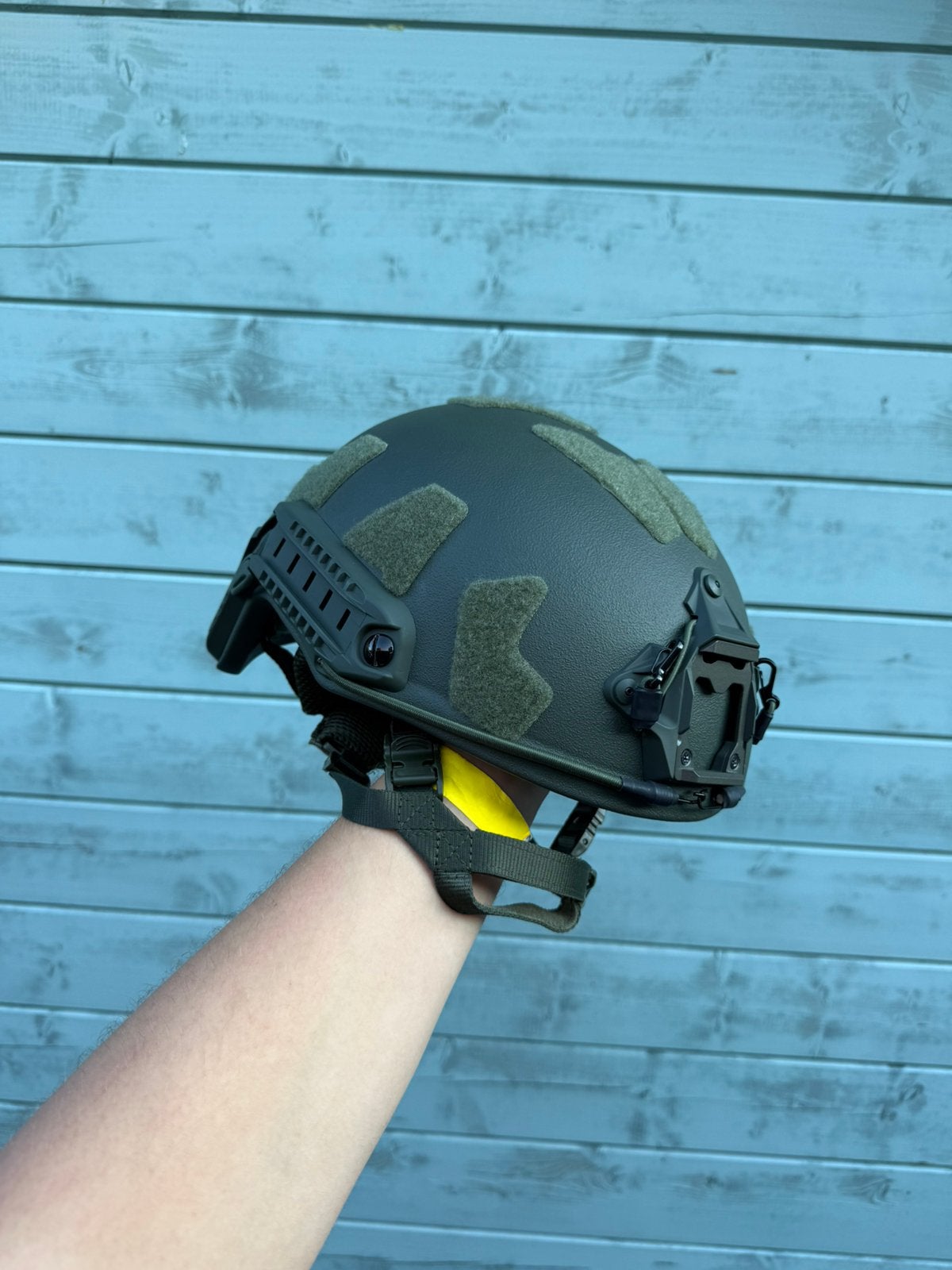 Ballistische helm NIEUW NIJ IIIA, Verzamelen, Ophalen of Verzenden, Landmacht, Nederland, Helm of Baret