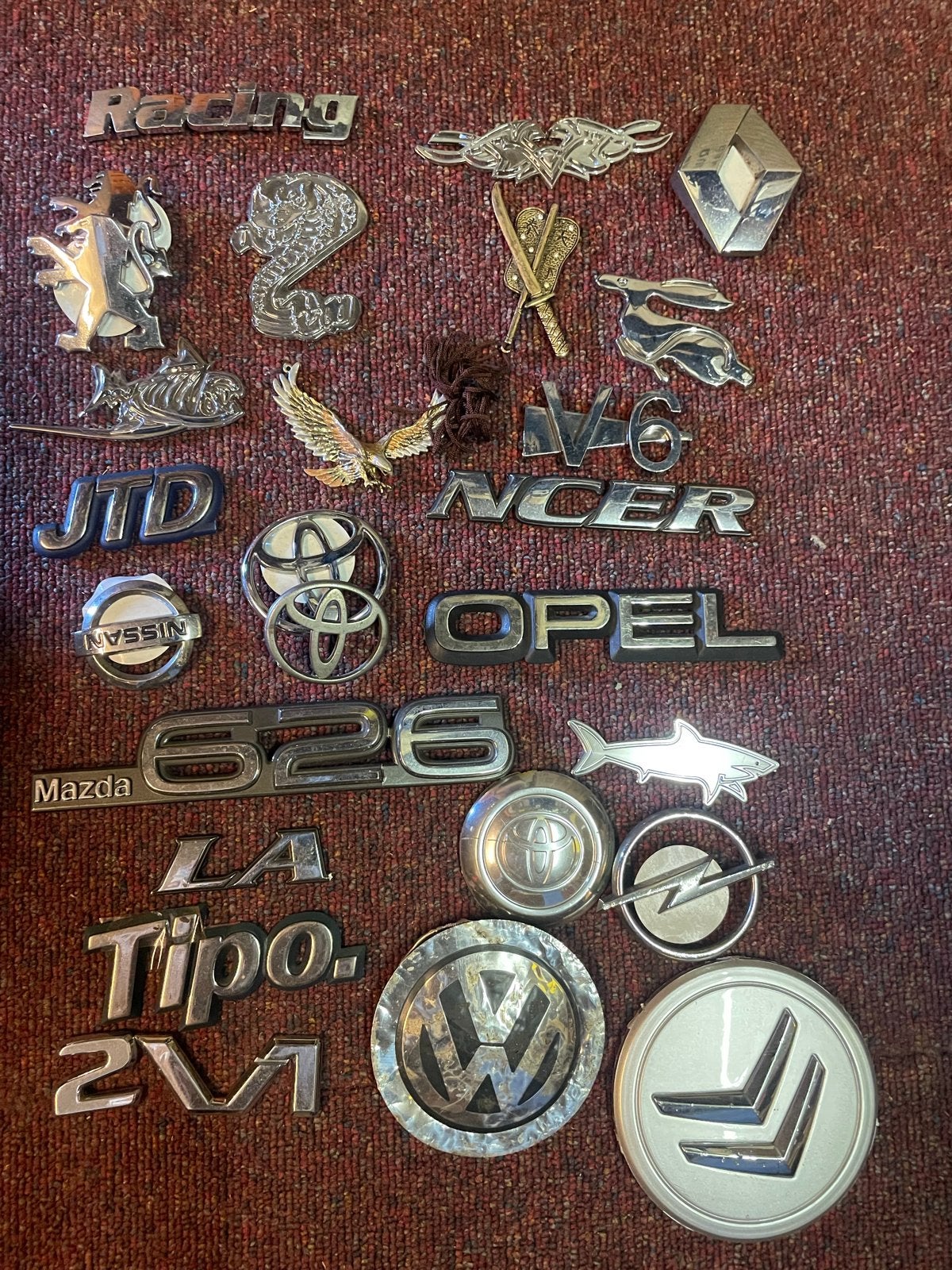 25 diverse auto emblemen - verzameling, Ophalen of Verzenden, Gebruikt, Opel