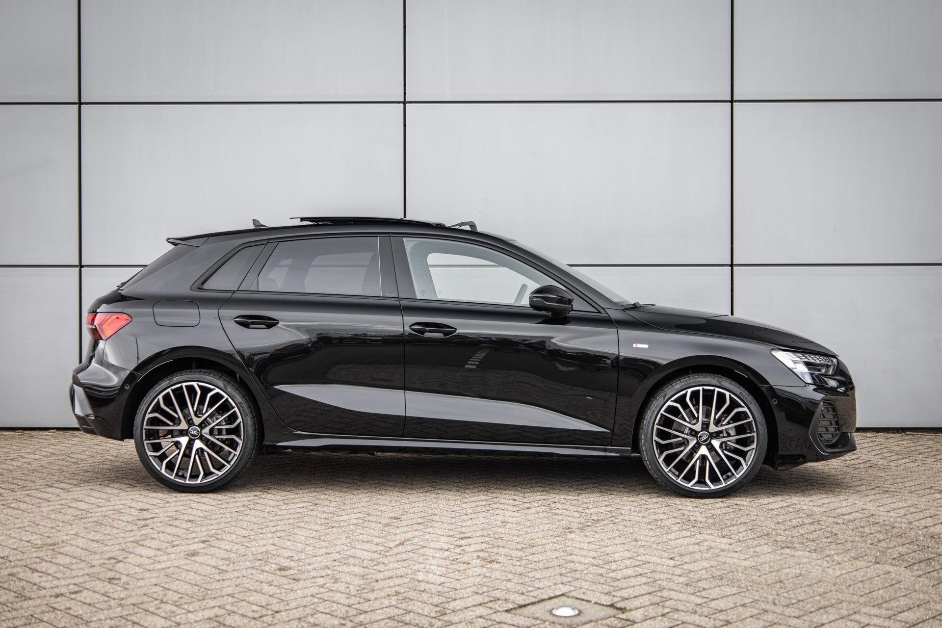 Audi A3 Sportback 40 TFSI e 204pk S edition | Sonos Premium, Auto's, Audi, 12 maanden, 1498 cc, 4 cilinders, 150 min