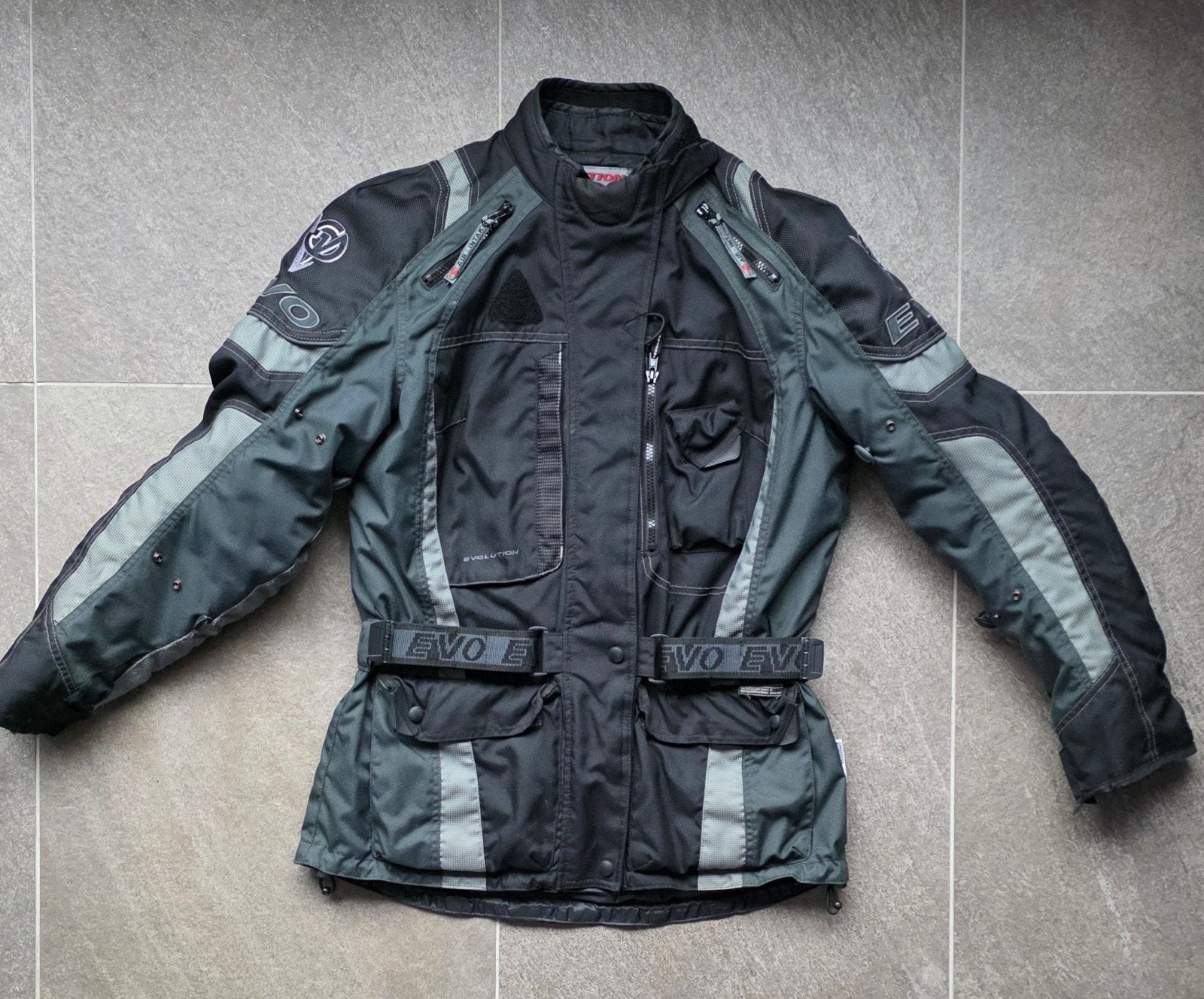 Evolution motorjas mt L en broek mt S, Motoren, Evolution, Ophalen of Verzenden, Broek | textiel, Dames