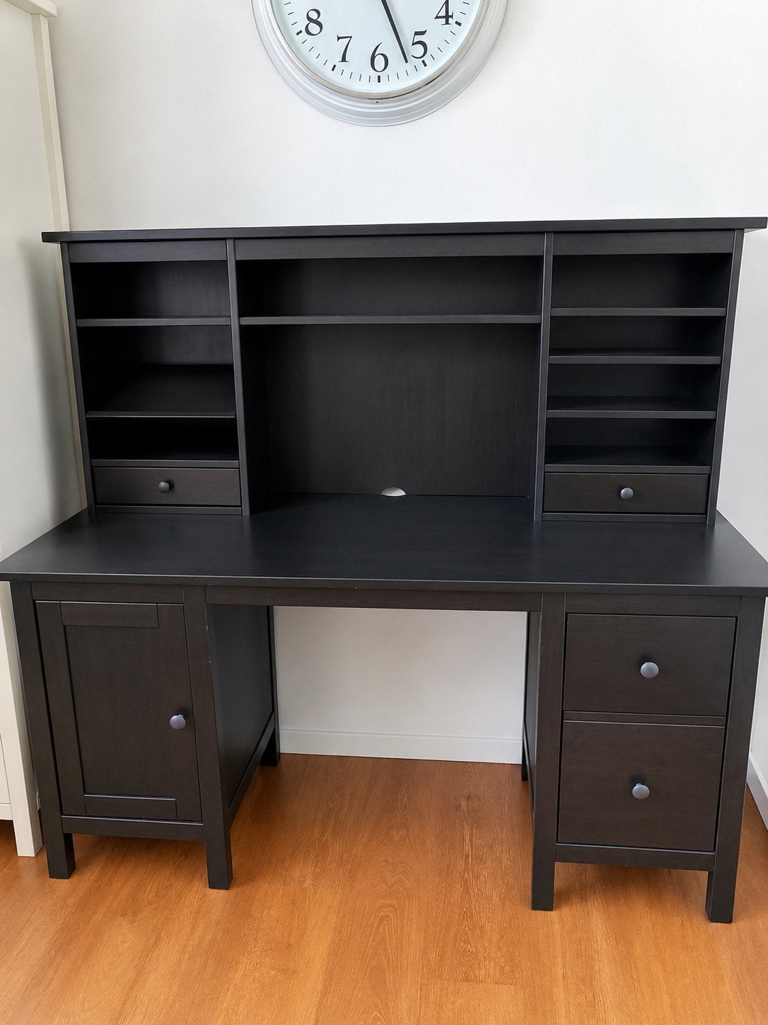 Bureau met opzetstuk, 156 cm breed, 136 cm hoog, Ophalen, Gebruikt, Spaanplaat of MDF, Computerbureau