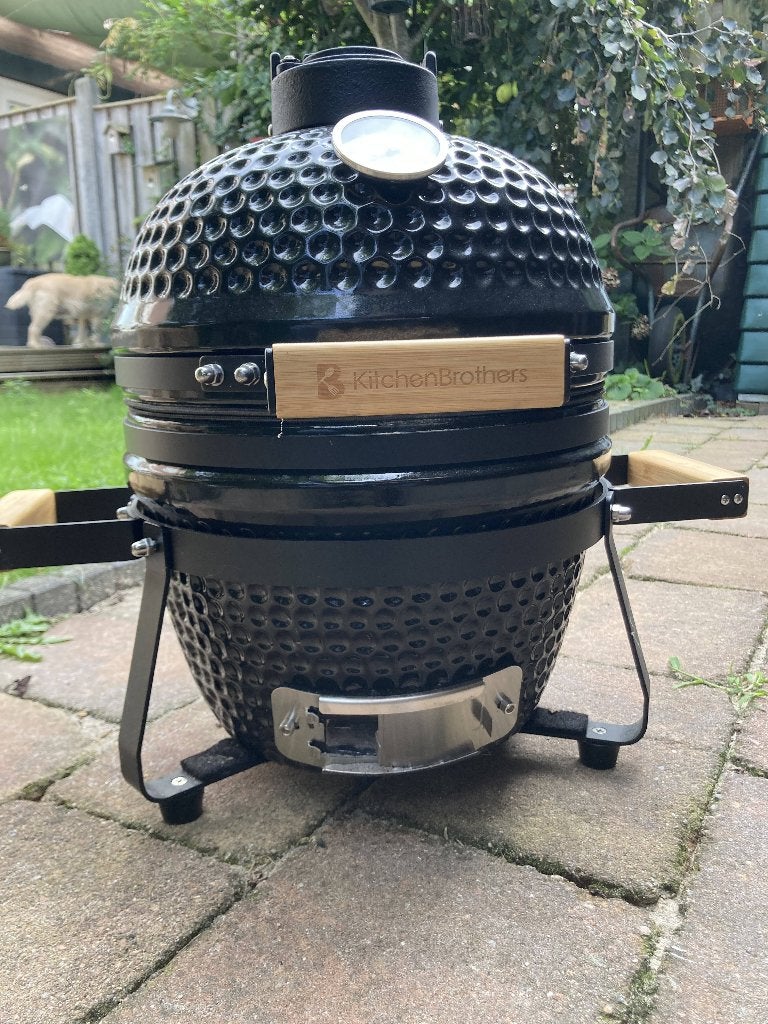 KitchenBrothers Kamado BBQ - 13 Inch, Tuin en Terras, Ophalen, Zo goed als nieuw, Kitchen brothers, Met accessoires