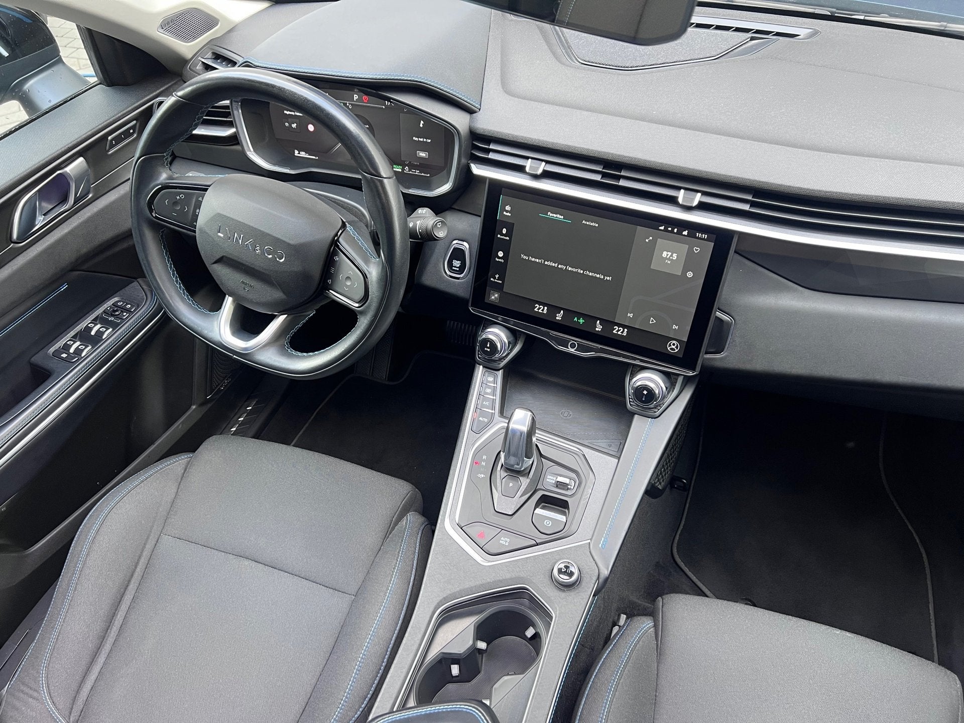Lynk & Co 01 1.5 - Trekhaak SOH 94% Pano Carplay Memory Came, Auto's, Stof, Blauw, 120 €/maand, Bedrijf