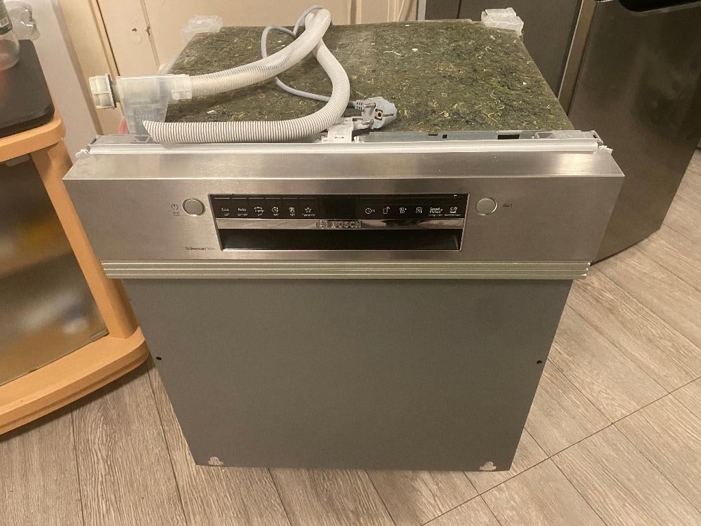 BOSCH inbouw vaatwasser ............, Witgoed en Apparatuur, Vaatwasmachines, Ophalen, Zo goed als nieuw, Inbouw, 85 tot 90 cm