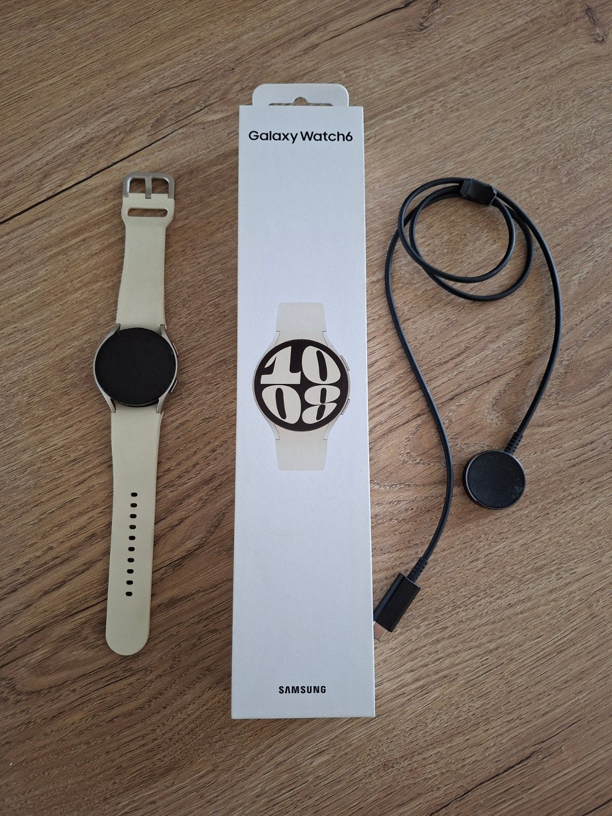 Samsung Galaxy Watch 6 LTE 40MM - in doos, Wit, Nieuw, Ophalen of Verzenden, Samsung