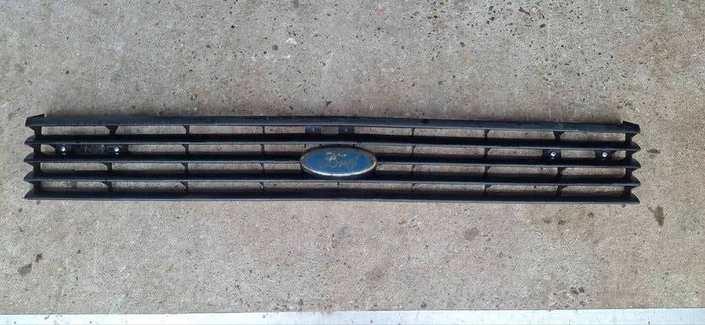 Grill ford fiesta. met bumpers koplampen en achterlichten., Auto-onderdelen, Ophalen of Verzenden, Ford, Bumper