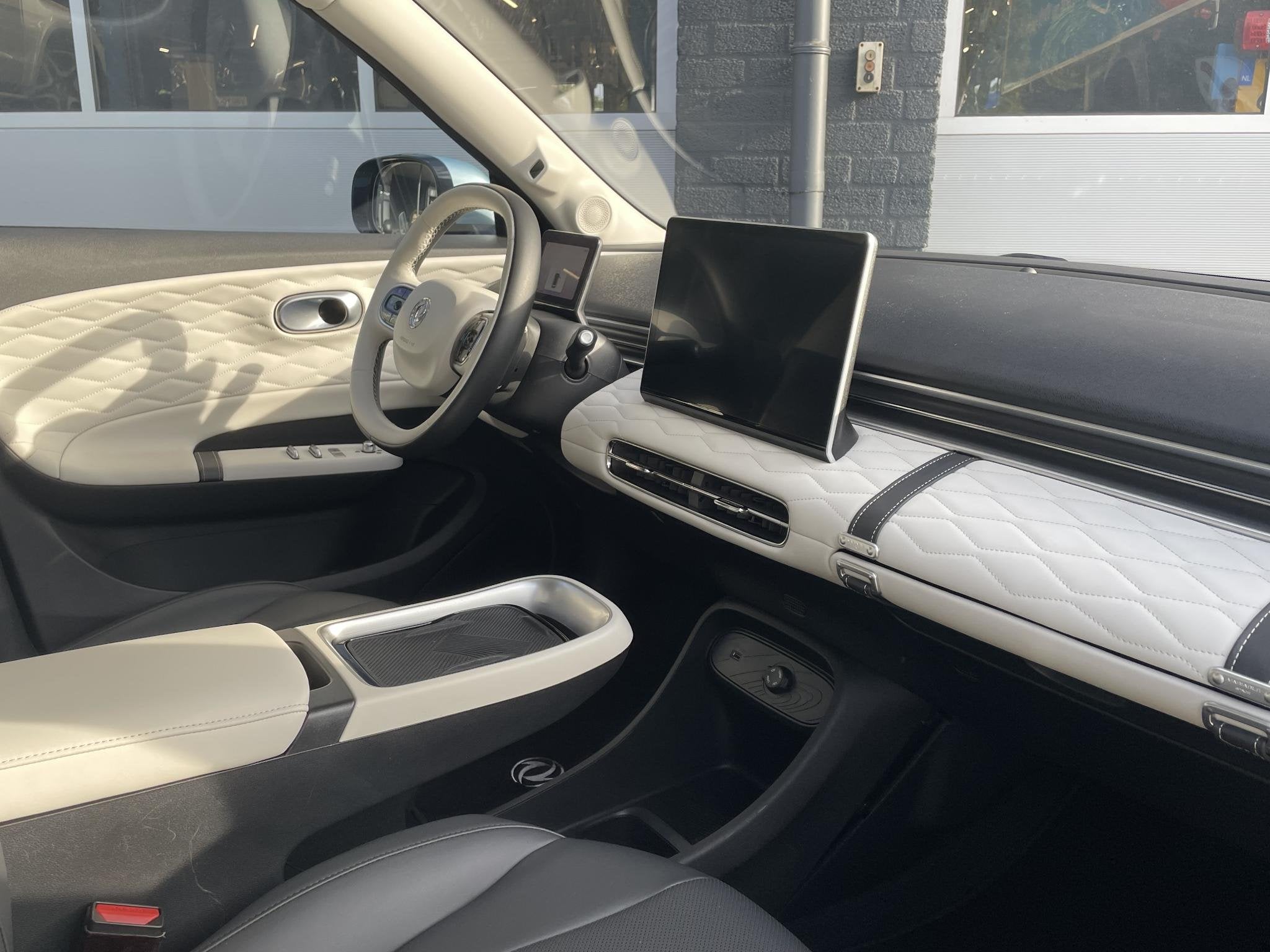 Dongfeng BOX Launch Edition 42 kWh Led-koplampen | Adaptieve, Auto's, 1330 kg, Stof, Gebruikt, 95 pk